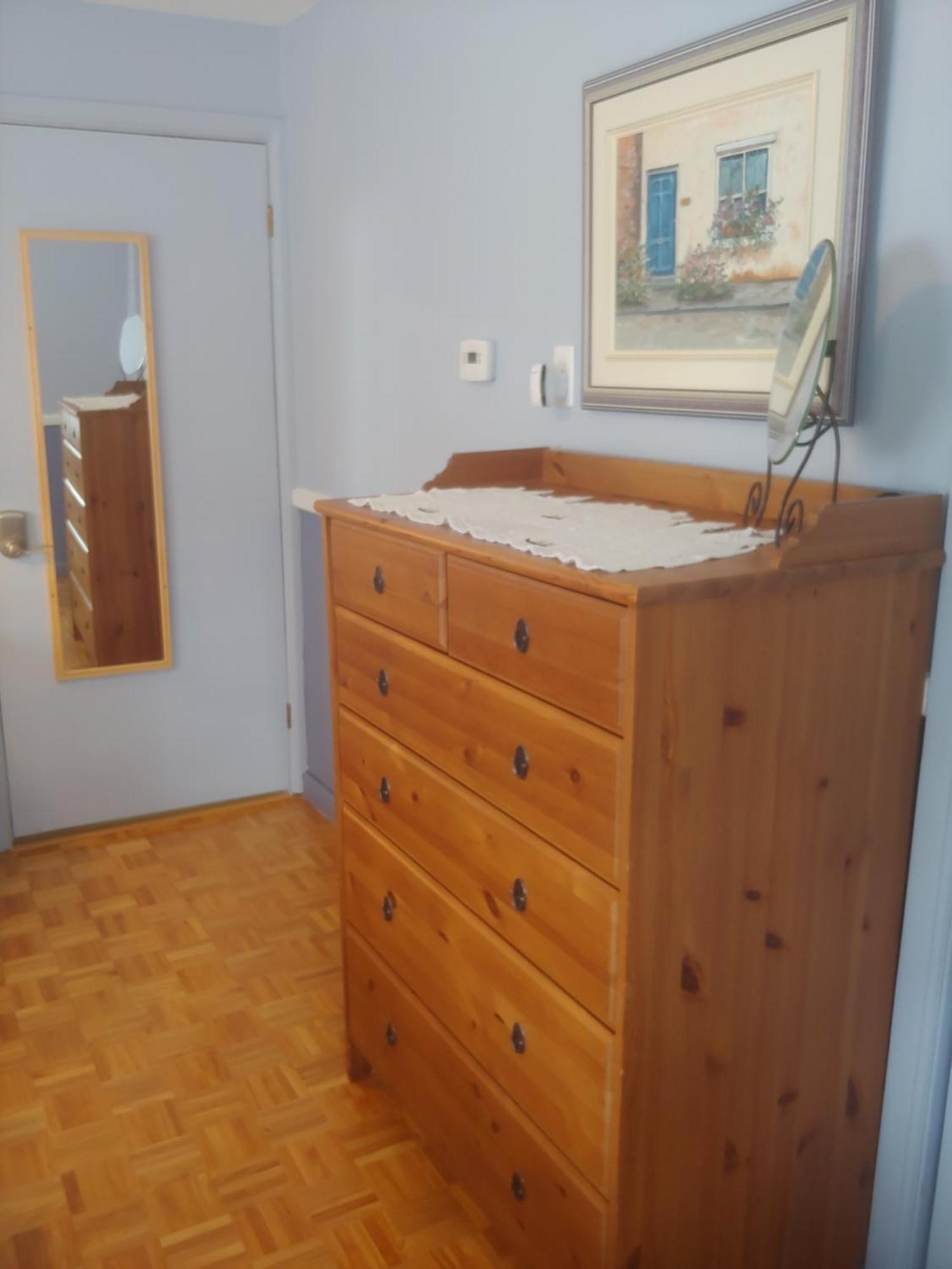 3 Bedrooms 3 Beds Near Metro -2 Parking Free Montreal Luaran gambar